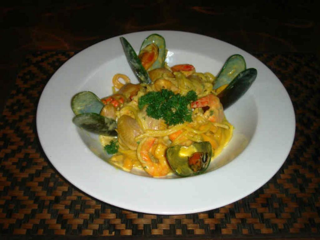Le Parrots-Inn Jomtien Exterior foto
